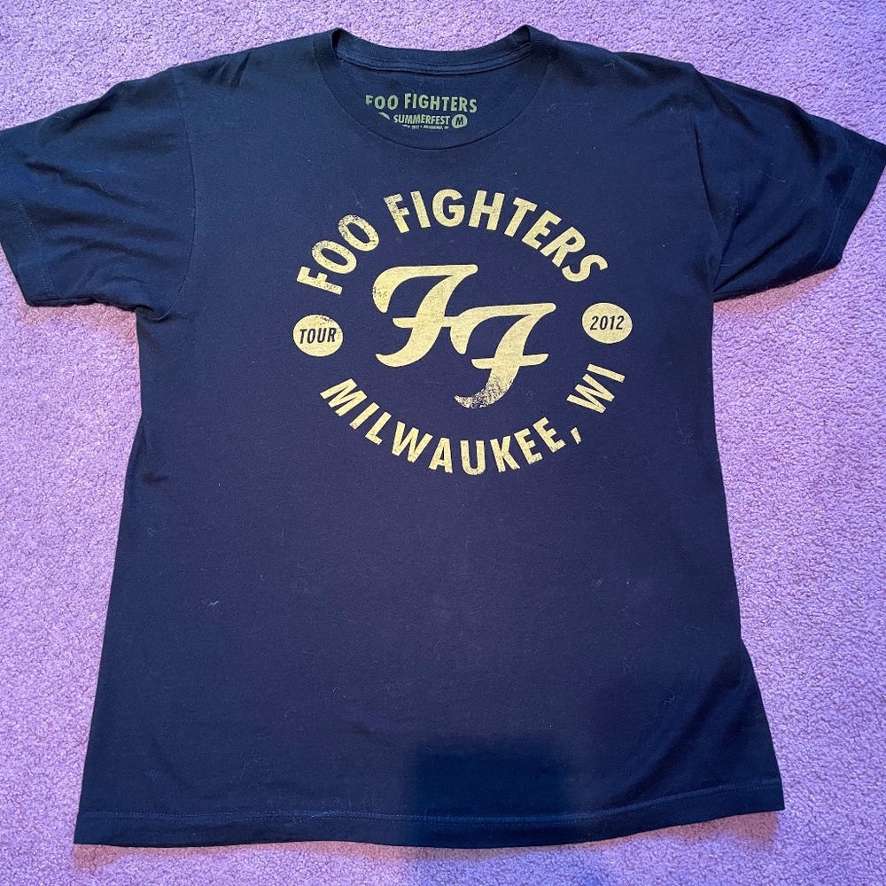 1 FOO FIGHTERS CONCERT GIG T-SHIRT SUMMERFEST WI 6/28/12 NEW M